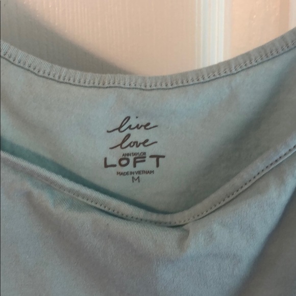 Bundle of 3 tank tops - Picture 3 of 7